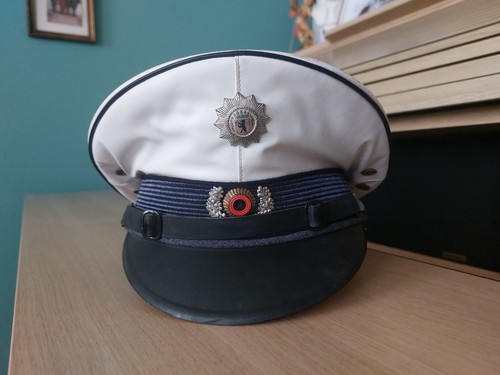 West Berlin alte Polizei Mütze Schirmmütze Uniform