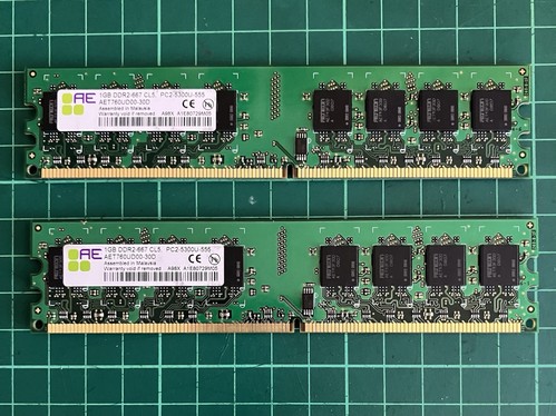 2GB 2 x 1GB AET760UD00-30D DDR2-667 CL5 PC2-5300 Desktop PC RAM memory - Picture 1 of 2
