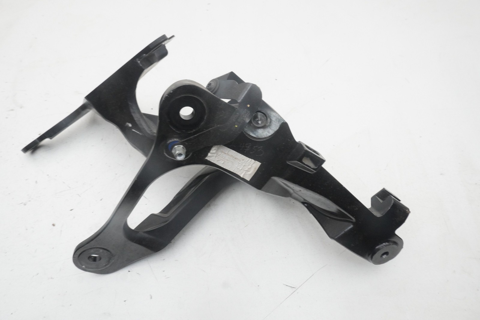 McLaren 750S Spider 2025 Front Left Door hinge P/N 14AB748SP