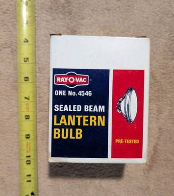 NOS Vintage Rayovac No. 4546 6 volt Sealed Beam Lantern Bulb New In Box