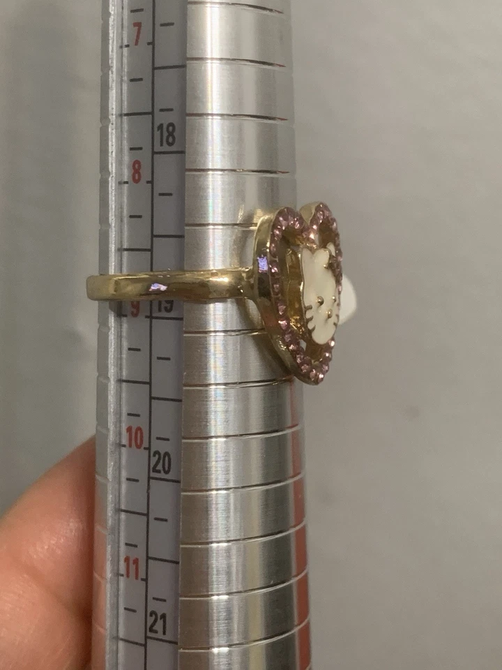 Anillo Hello Kitty tono dorado - talla 9 Foto 2 de 4