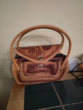 Borsa a mano vintage in pelle lavorata con disegno floreale 