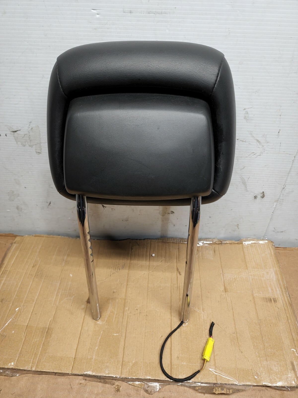 20112013 DODGE JEEP GRAND CHEROKEE DURANGO ACTIVE FRONT SEAT HEADREST