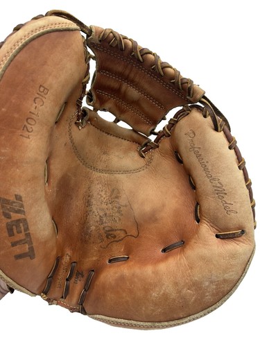 ZETT pro status 11.5 Japan Limited Red Infield Right BRGB30565