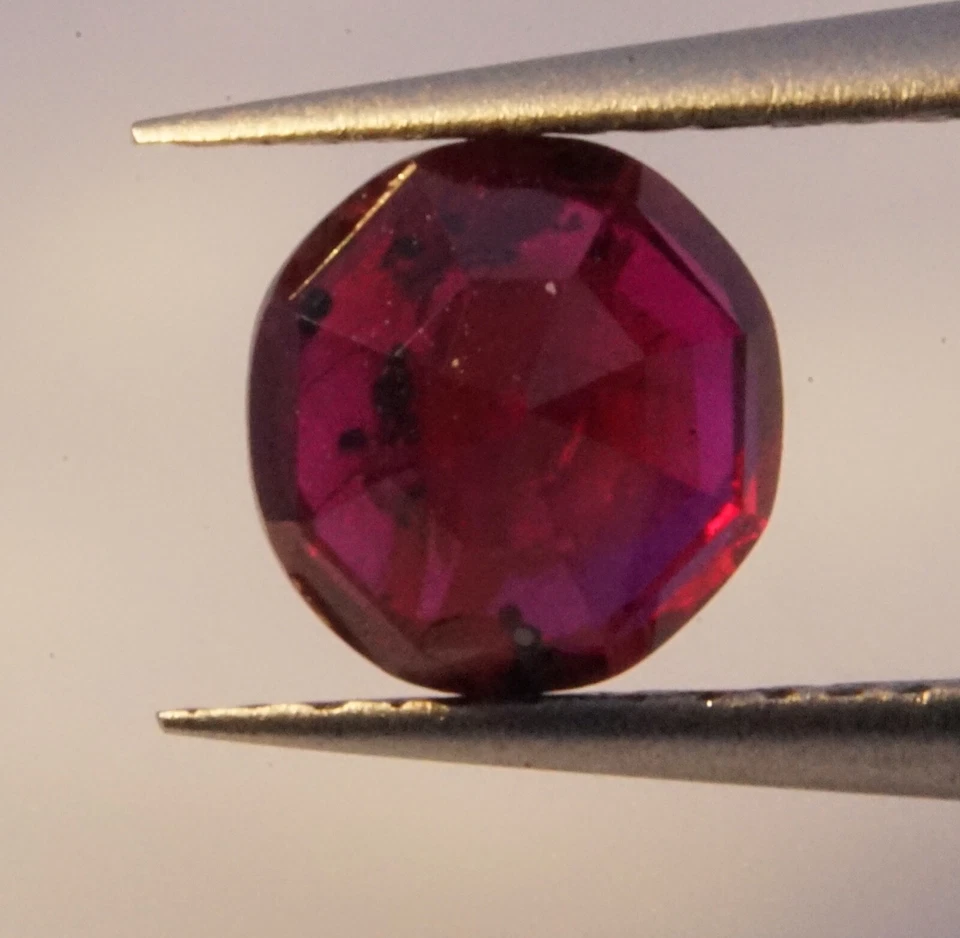 Natural Ruby Deep Red 0.93 Carat Sri Lanka Loose Gemstones - Image 3 of 4