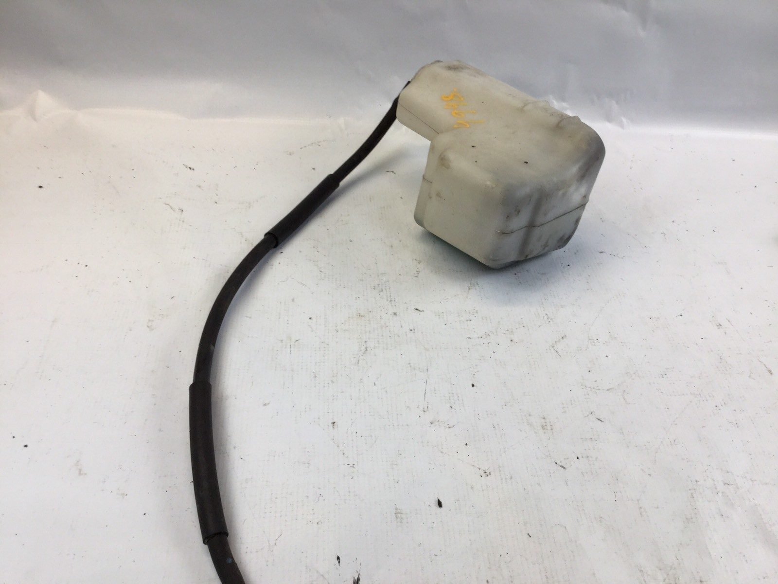 03 04 05 HONDA PILOT COOLANT FLUID RESERVOIR TANK BOTTLE OEM J