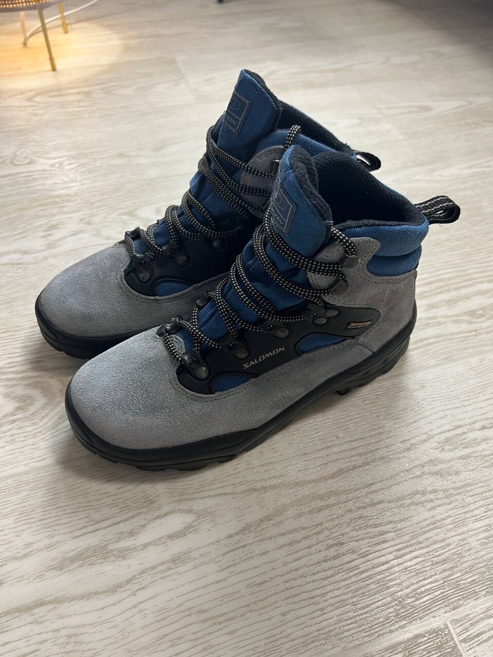 Stivali da trekking donna Salomon Gore Tex vintage taglia 6