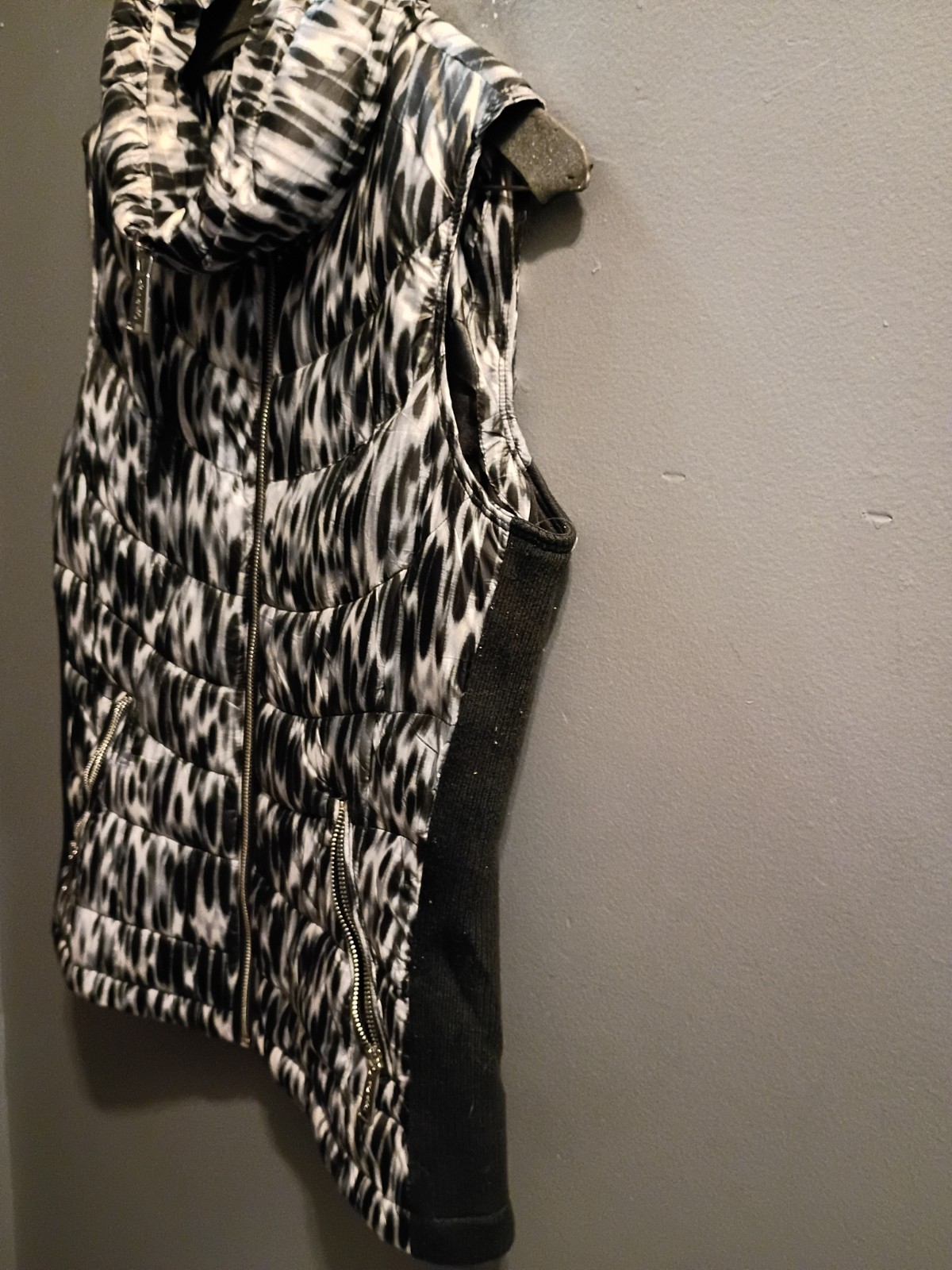 Calvin Klein Performance Women's Leopard Print Puffer Vest Size XS