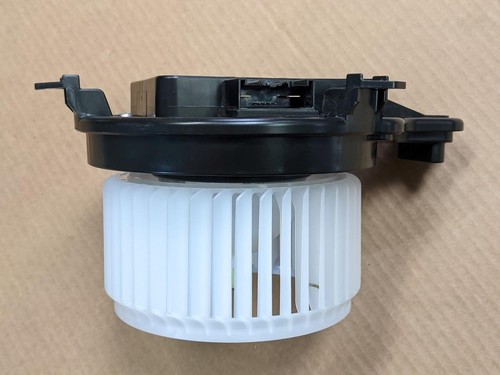 OEM 2016-2018 Chevy Malibu Buick Lacrosse HVAC A/C Heater Blower Motor 84486322 - Picture 6 of 9