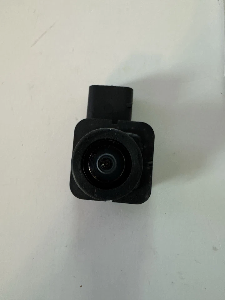 Cámara de reversa Dorman 590-420 de asistencia de estacionamiento trasera para Ford Explorer 2011-2012 Foto 4 de 4