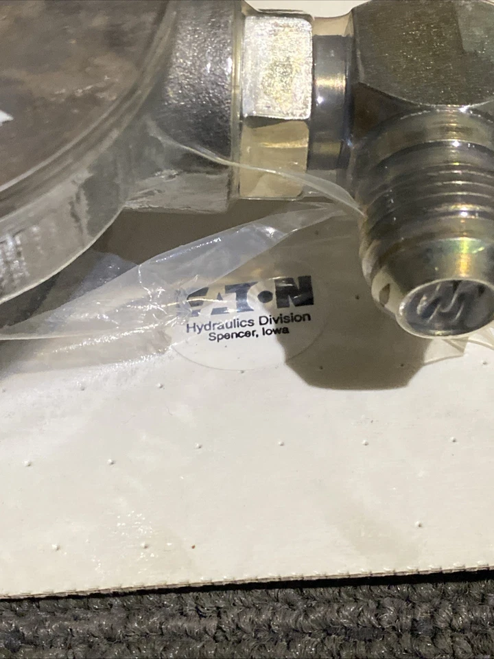 Kit de bomba de carga Eaton 990236 para tractor Bolens Foto 2 de 4