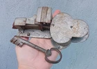 OLD DOOR LOCK Old latch / iron lock with key