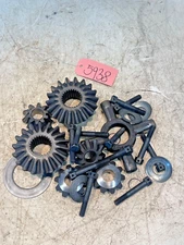 1970 Allis Chalmers AC 190 XT Diesel Tractor Differential Spider Gears & Parts