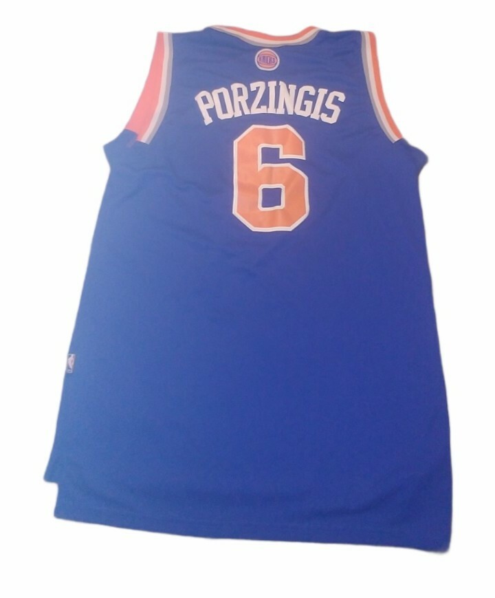 ADIDAS NEW YORK KNICKS porzingis #6 MENS SIZE LARGE