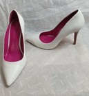trina turk womens shoes Size 7 — photo 1