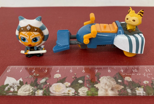 Doorables 2024 ☆ Star Wars ☆ Galactic Cruisers : Ahsoka Tano Vehicle & Figure - Picture 7 of 7