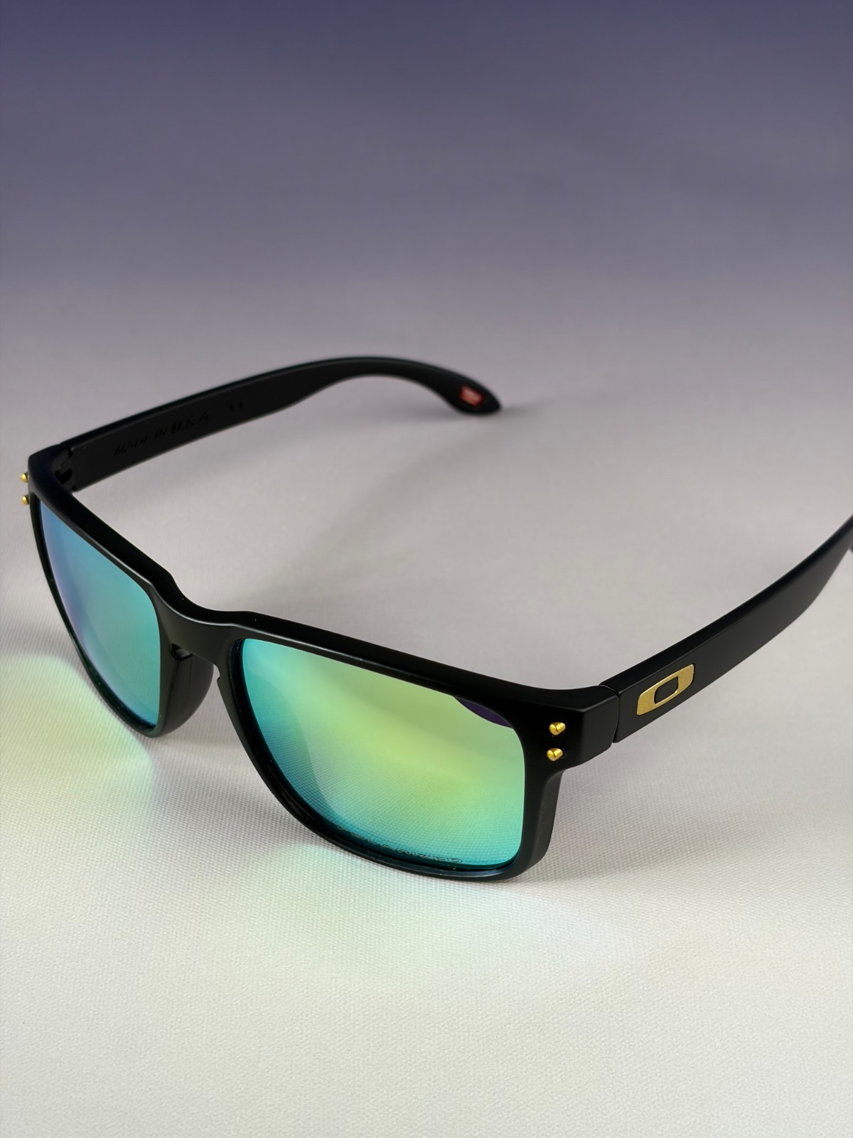 Oakley Holbrook Black Frame Yellow Green Mirror Polarized Sunglasses 9102 W/ Box