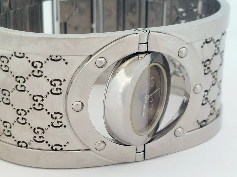 GUCCI Reloj Brazalete Cuarzo Esfera Bronce Giro 112 Acero Inoxidable Dama 23mm Talla 7" Foto 4 de 4