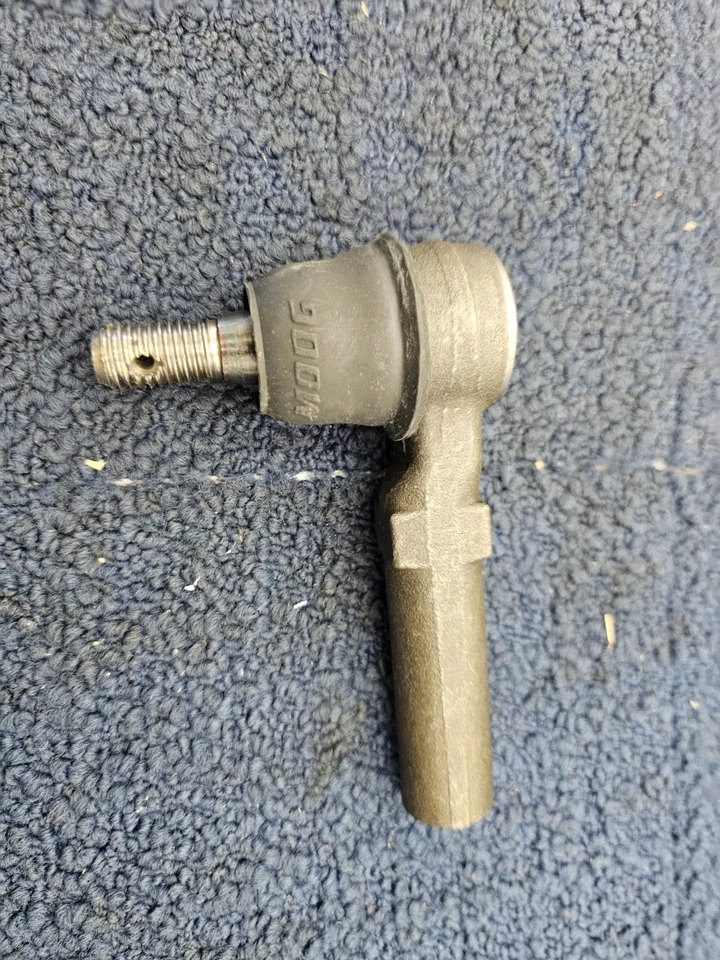 Extremo de barra de amarre de dirección exterior delantera MOOG ES80761 para Isuzu i-280 2006-2006 Foto 2 de 4