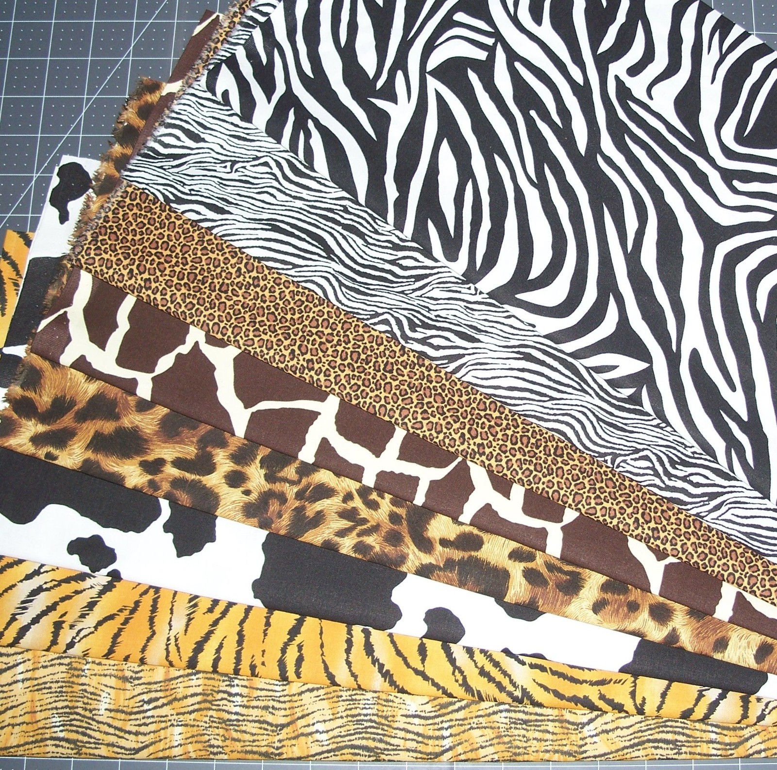 8 Animal Skin Print Fat Quarters Bundle Fabric 100% Cotton Precut