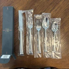 Lenox ETERNAL FROSTED - 5 piece place setting - NEW IN BOX