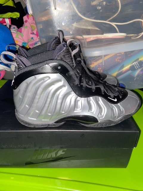 Nike Foamposite One Chrome (GS) Size 6 2020 | eBay