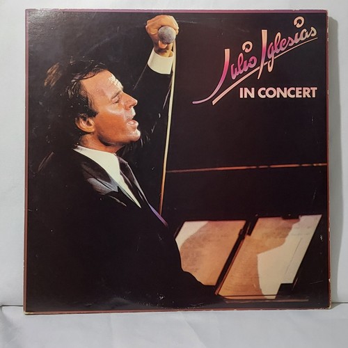 Julio Iglesias: En Concerto (2 LP Set, Gate Fold, 1983 ) Vinyl Records - 第 1/9 張圖片