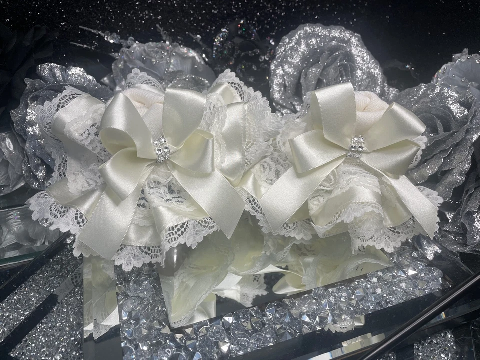 JAZZIEJEMS BOUTIQUE LONDON Ivory Frilly Ankle Wedding Christening Holy Communion Socks The frilly sock shop