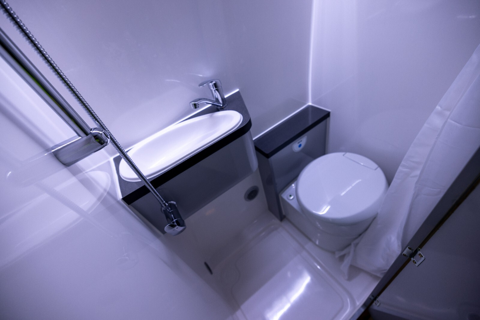 Overlander Campervan shower pod, shower tray Ducato, Relay, Boxer