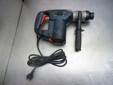 Bosch Bohrhammer GBH 4-32 DFR / Bohrfutter und Handgriffgewinde sind defekt.