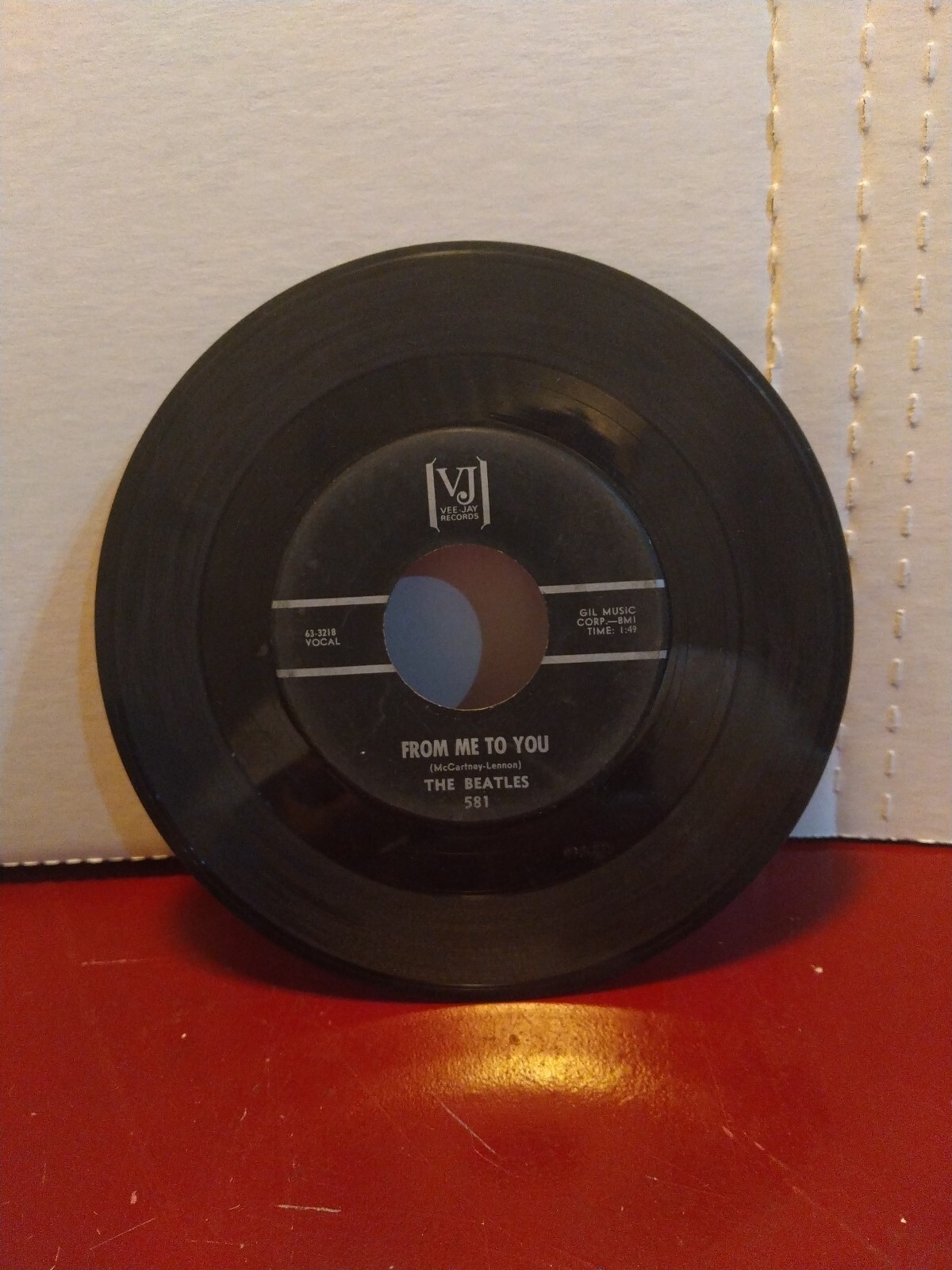 THE BEATLES US 45 VEE JAY VJ 581 PLEASE PLEASE ME / FROM ME TO YOU  581