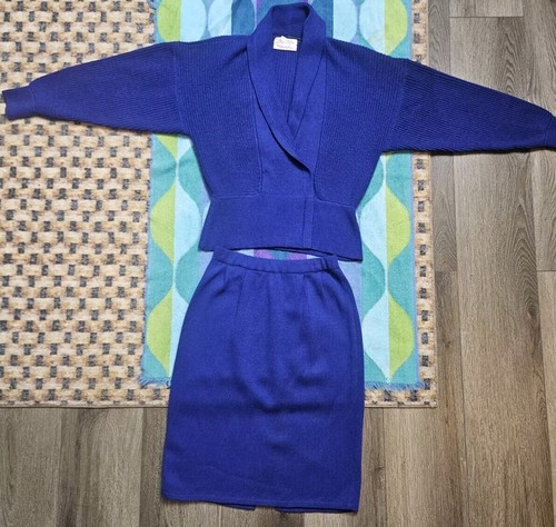 Vintage St John Marie Gray 2 Piece Set Blue Sweater Skirt Oversized Fit Size P - Picture 17 of 17