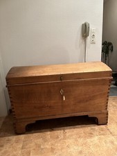 Runddeckeltruhe Holz