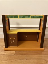 Vintage Mattel 1982 Barbie Loves McDonald's Restaurant Playset Incomplete