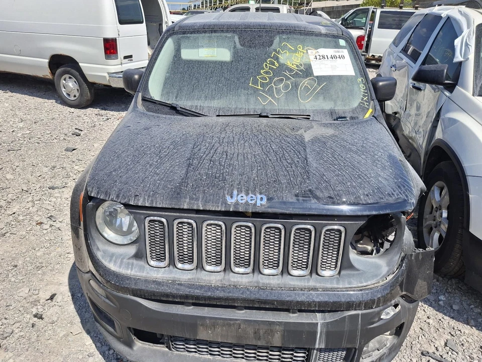 Used Glove Box fits: 2016 Jeep Renegade  Grade A - Image 3 of 4
