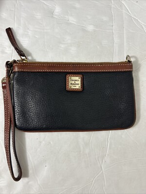 Vintage Dooney Bourke Small Pebbled Leather Wristlet Wallet  display picture 3