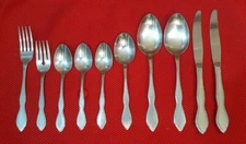 Mixed lot 10 pieces of 1881 Rogers / Oneida Ltd Stainless Flatware TWILIGHT 