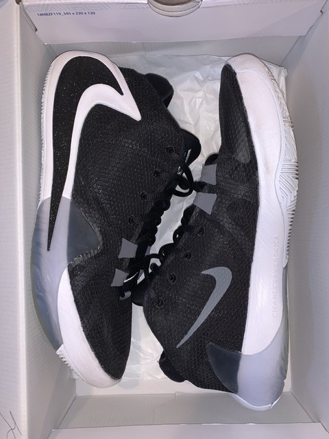 sprint spikes size 6