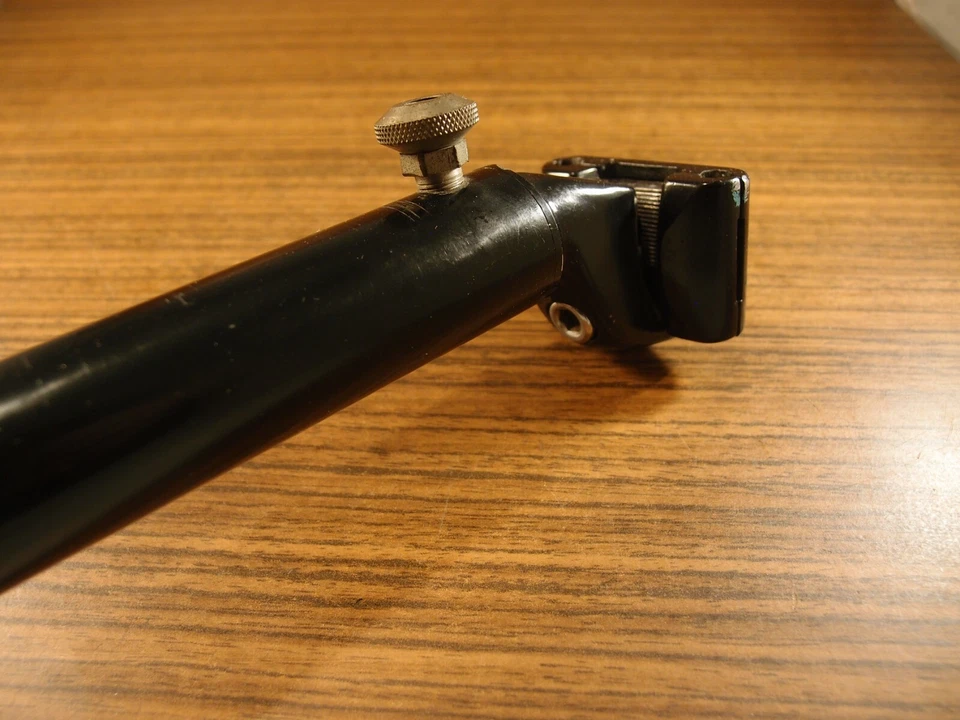 Tija de sillín lisa MTB Odyssey 1990 31,2 mm con bomba integrada Foto 3 de 4