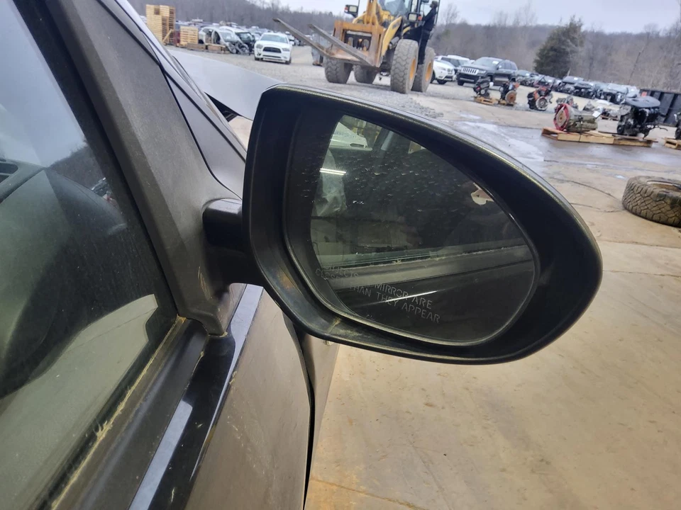 Alternador usado compatible con: Mazda 2 Grado A 2012 Foto 3 de 4