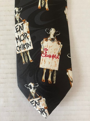 Chik-Fil-A Men's Necktie Tie Polyester Novelty Re… - image 1