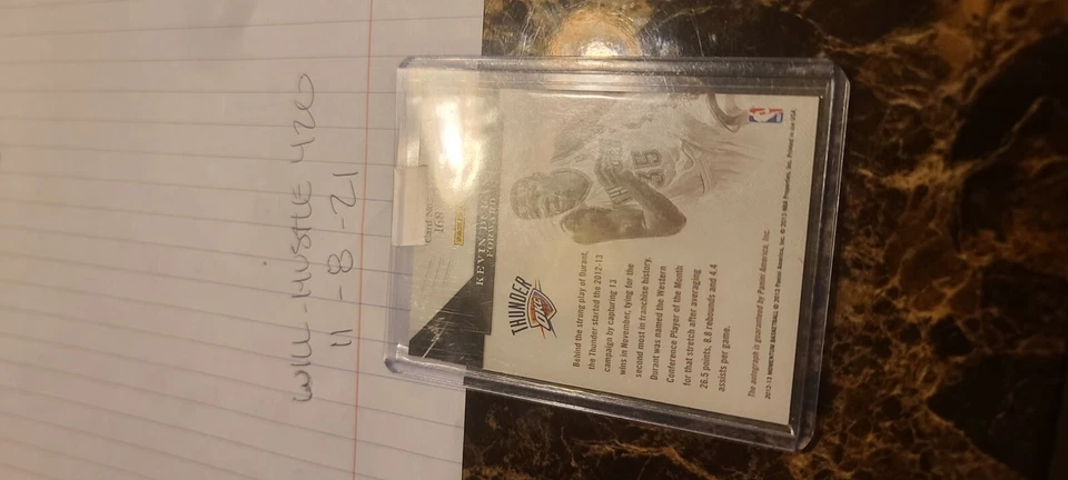 🔥 Kevin Durant 2012-13 Panini Momentum Monumental Marks Auto Autograph 33/99 🔥 - Image 3 of 4