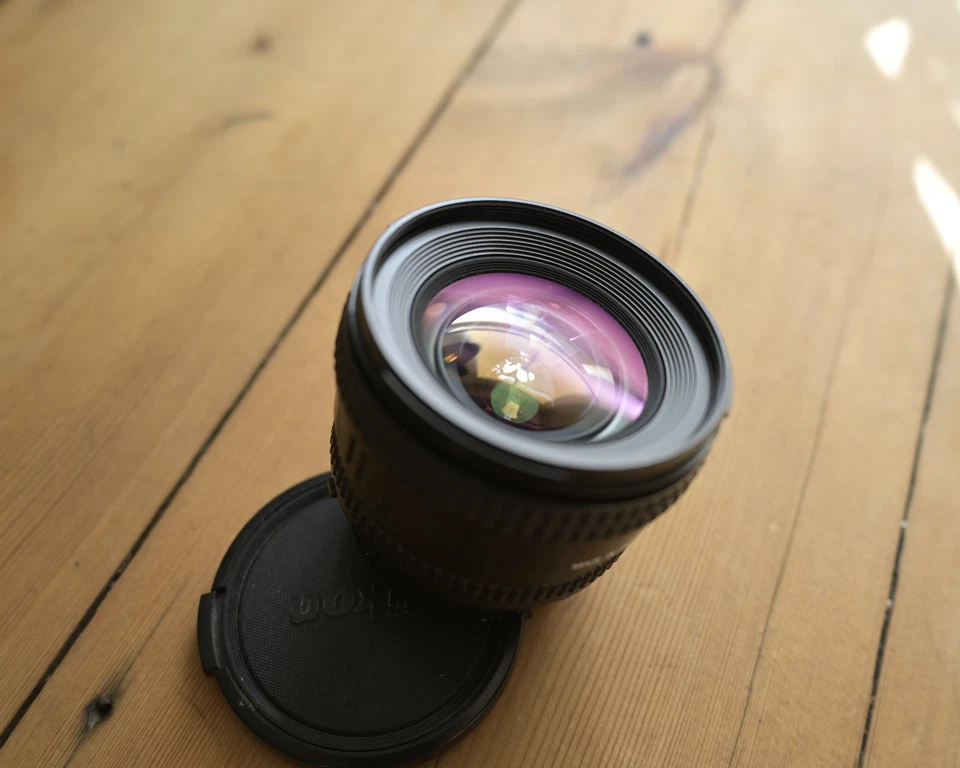 Nikon NIKKOR 20mm wide f2.8 AF-D lens - Image 2 of 4