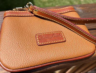 Dooney & Bourke Pebble Grain Small Coin Case Key Wallet - 4'' x 6'' Chestnut Brown