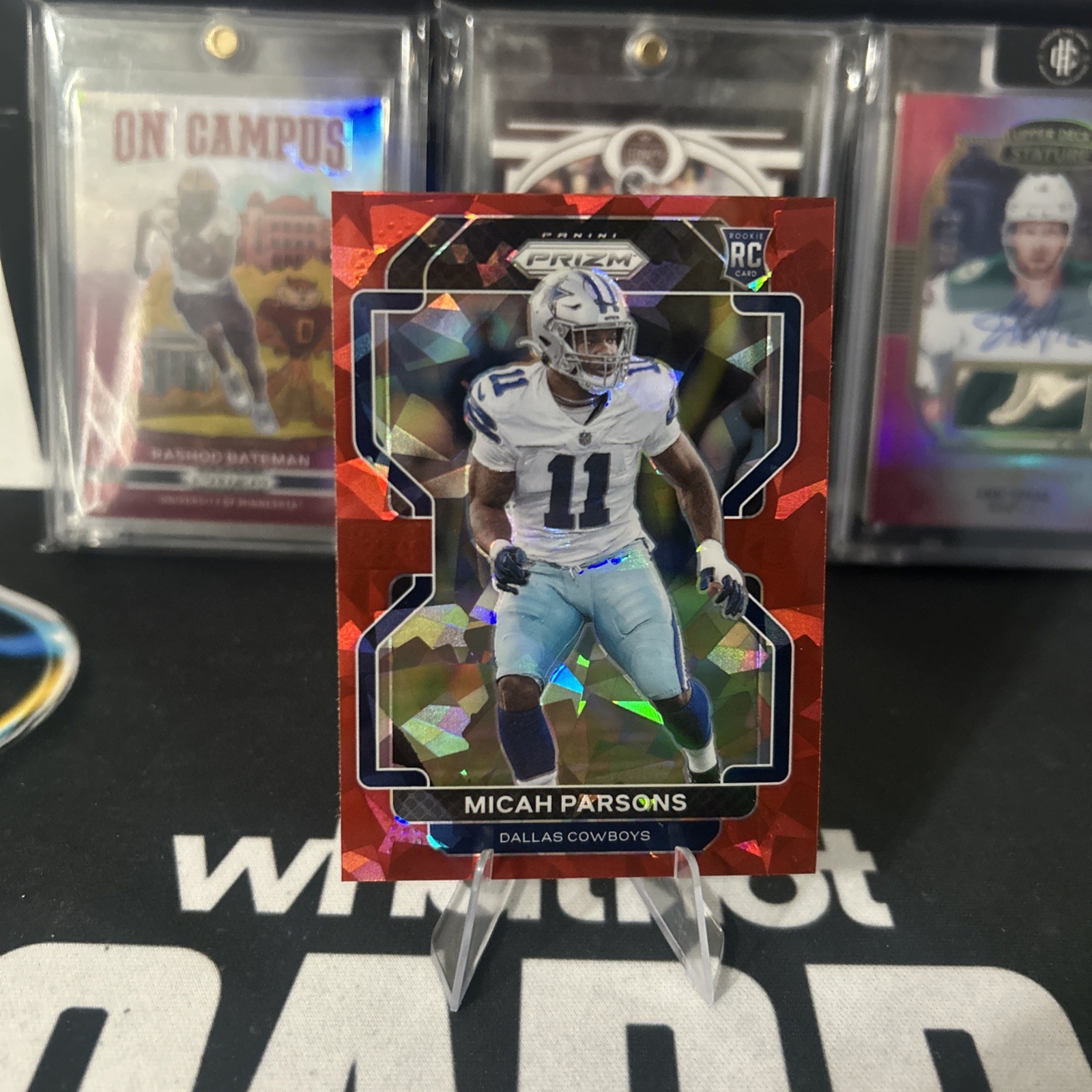 2021 Micah Parsons Red Cracked Ice Panini Prizm RC #382 - Dallas Cowboys