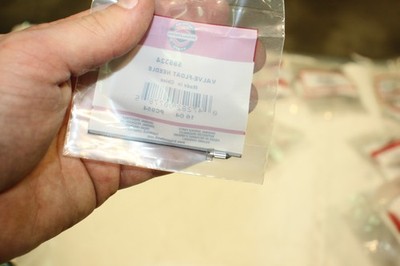 OEM Briggs & Stratton Float Needle Valve 595324
