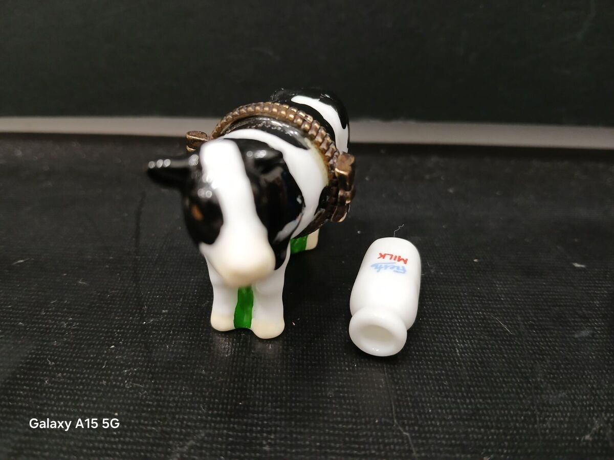 PHB Midwest Of Cannon Falls Black & White Cow Trinket Box w PHB Midwest Of Cannon Falls Black & White Cow Trinket Box w