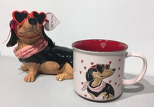 BLUE SKY CLAYWORKS VALENTINE DACHSHUND FIGURINE W/ MUG  NWT 
