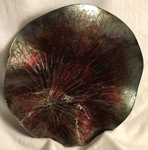 Beautiful Large 16 Inch Diameter Wavy Glass Plate Decorative Red Olive Gold - Picture 3 of 7