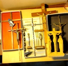 M VINTAGE (8) RELIGIOUS ITEMS WITH SOLID BRASS CRUCIFIX (2)